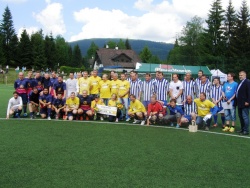 Pomáháme fotbalem pošesté